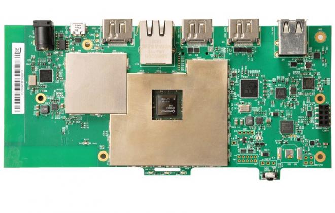 2xHDMI出力を含むユニークなSnapdragon600シングルボードコンピュータの販売開始