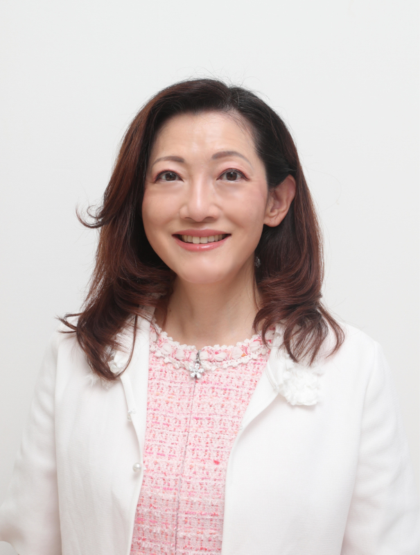三井メディカルジャパン代表取締役の三井桂子氏。「悩める女性の代弁者として、女性特有の医療に関する課題を取り上げ、女性の視点に立って、より良いソフト面・ハード面の解決策を見つけることで、社会に大きく貢献する」ことを企業理念に掲げている