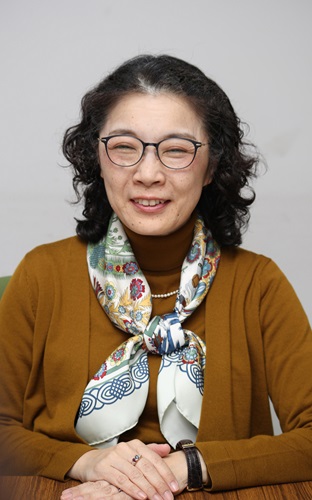 東洋大学理工学部応用化学科の蒲生西谷美香教授