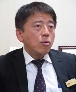 荒井昌成支店長兼練馬事務所長