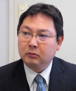 石井徹氏