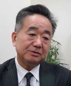 内藤亘本店長