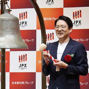 ニューズドテックが上場　再生スマホの世界展開目指す