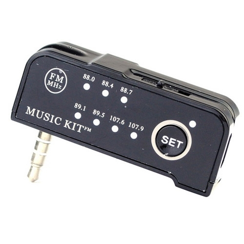 iPod/iPhone/各種スマホ用 FMトランスミッターで快適ドライブはいかが。