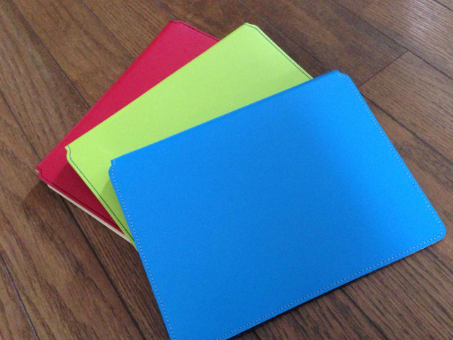 「机に吸い付くバインダー」HIRATAINDERの新型Neo発売のお知らせ