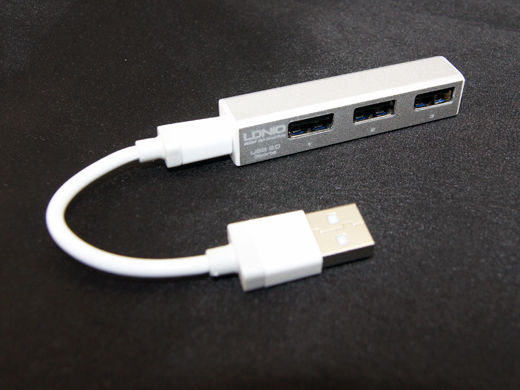 Macbookのスタイルに最適な超スリムボディ USB HUB 3ポート、厚さ13mm