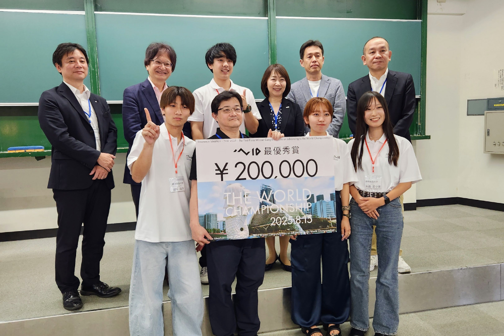 保険アイデアコンペティションINIDの 決勝大会にて審査員を務めました