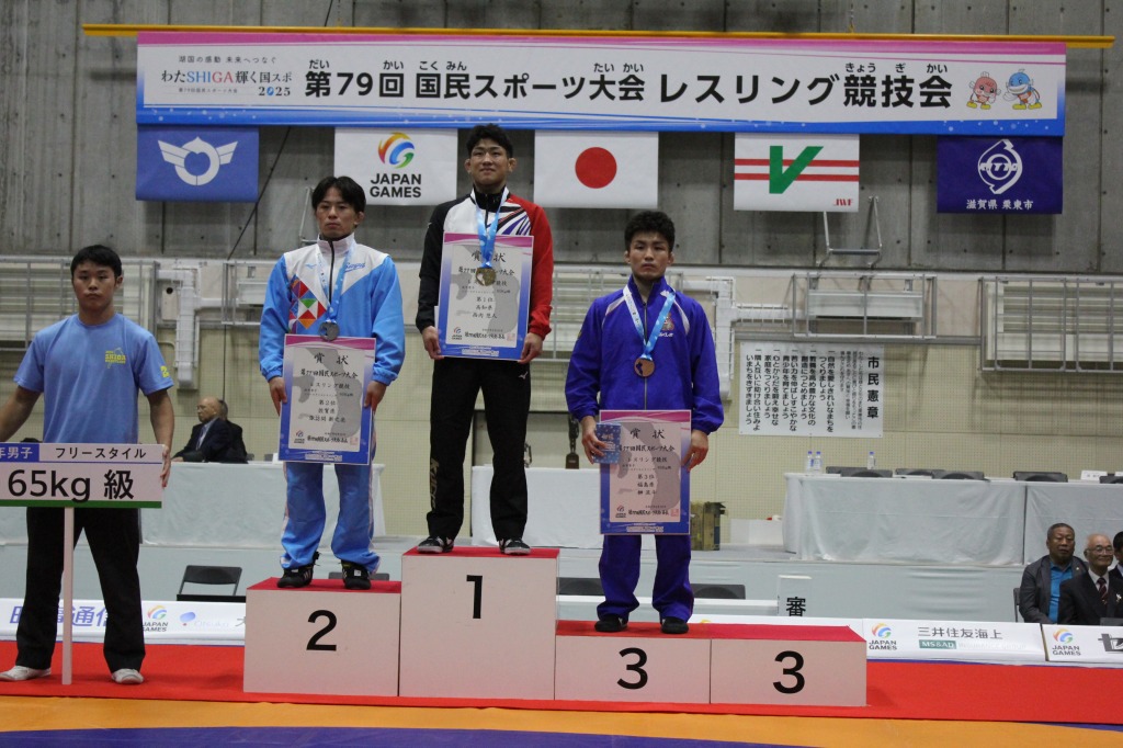 「第79回 国民スポーツ大会」で レスリング部の榊流斗選手が3位、青柳善の輔選手が5位！