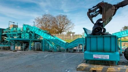 廃タイヤ破砕機の仏トップメーカー プレシメカ社　再生可能エネルギー世界展示会に出展