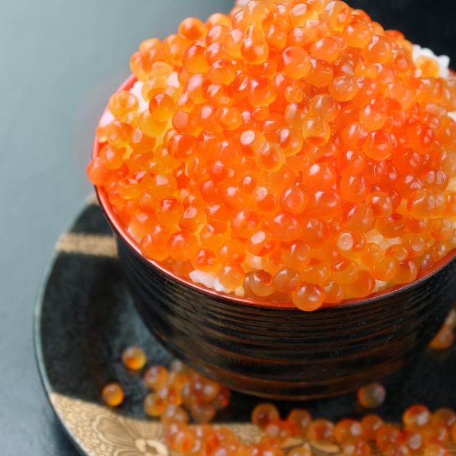 北海道のレア食材「幻のイバラ蟹」を堪能せよ!!丼のプロ一押しの絶品海鮮丼も！