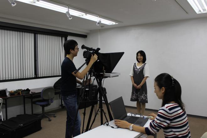 テレプロンプターを使用した、eラーニングコンテンツ制作ノウハウ　無料セミナー（10月15日木曜日）