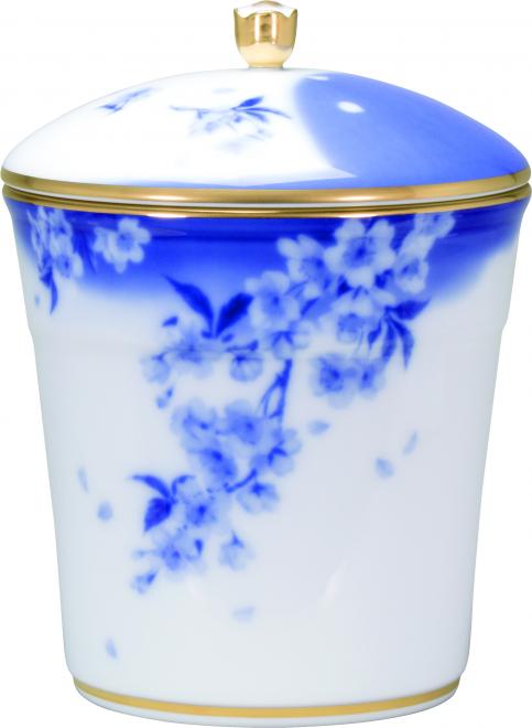 株式会社サン・ライフが伝統的なブランドを持つ大倉陶園のプレミアムな骨壷を新たに販売いたします 