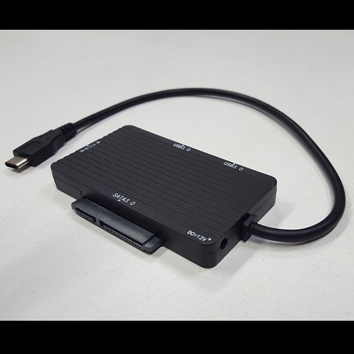USB 3.1 Type-C カードリーダー ＋ SATA