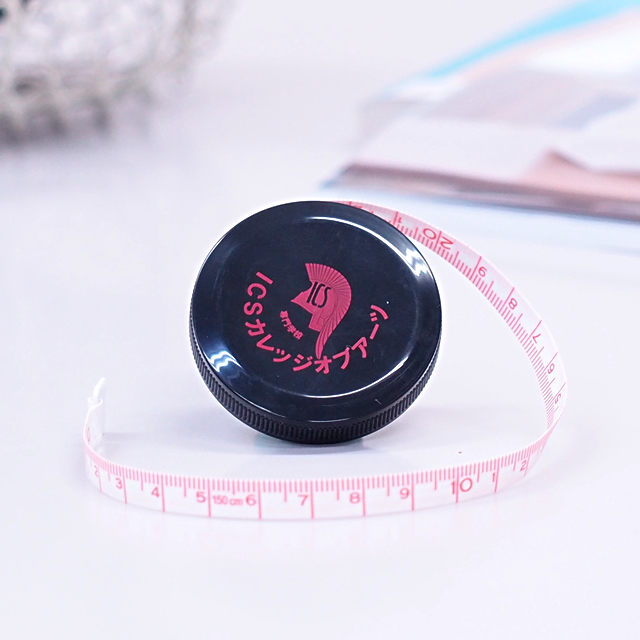 ノベルティグッズ制作事例のご紹介 「目黒区の専門学校、オープンキャンパスでメジャーを制作」