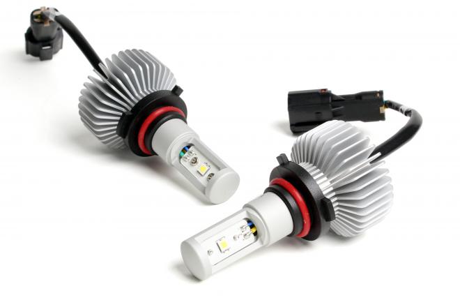 12/13発売！Elut「LED フォグライトバルブ」明るさと長寿命の大光量LEDフォグライト。