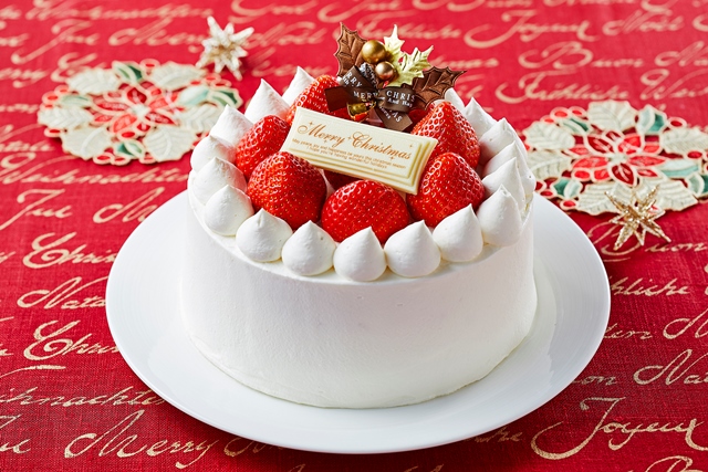 カマンベール風味の生クリーム　「あまおうたっぷりのクリスマスケーキ」を販売