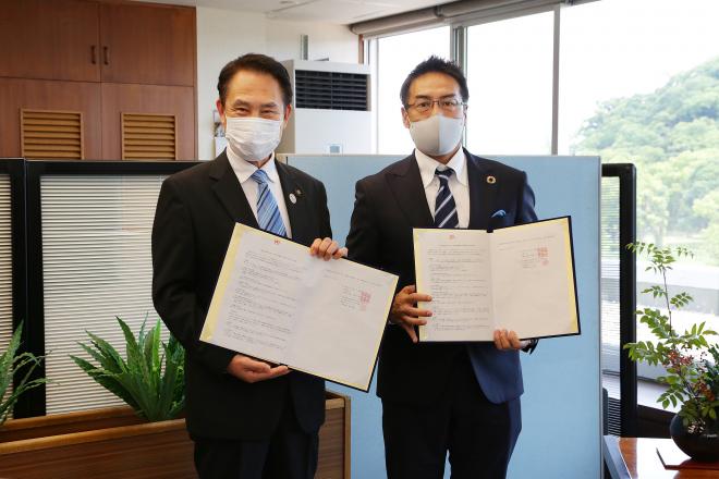 和歌山県和歌山市と 「大規模災害時における災害資機材等の提供に関する協定」を締結