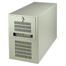 Core i7/i5対応 ウォールマウント産業用PC「SYS-7W7220-7A81」を新発売