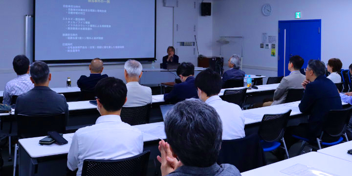 支援機関ミーティング／分科会の様子